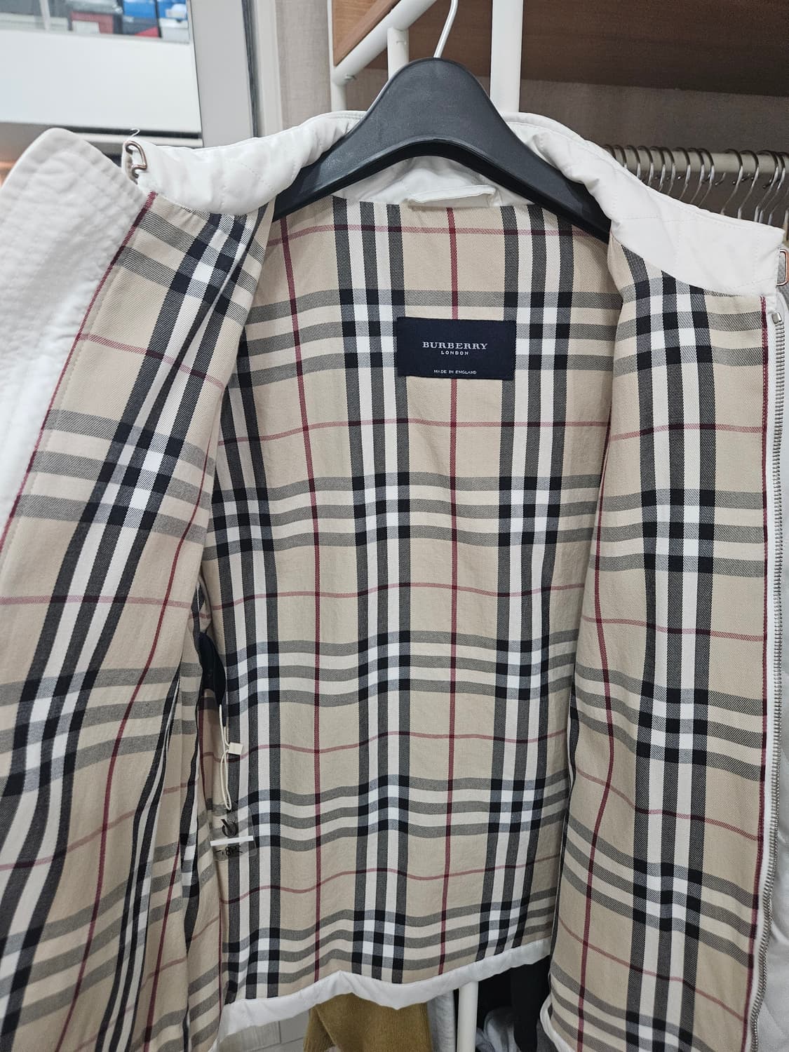 버버리 퀼팅 자켓 상품이미지3