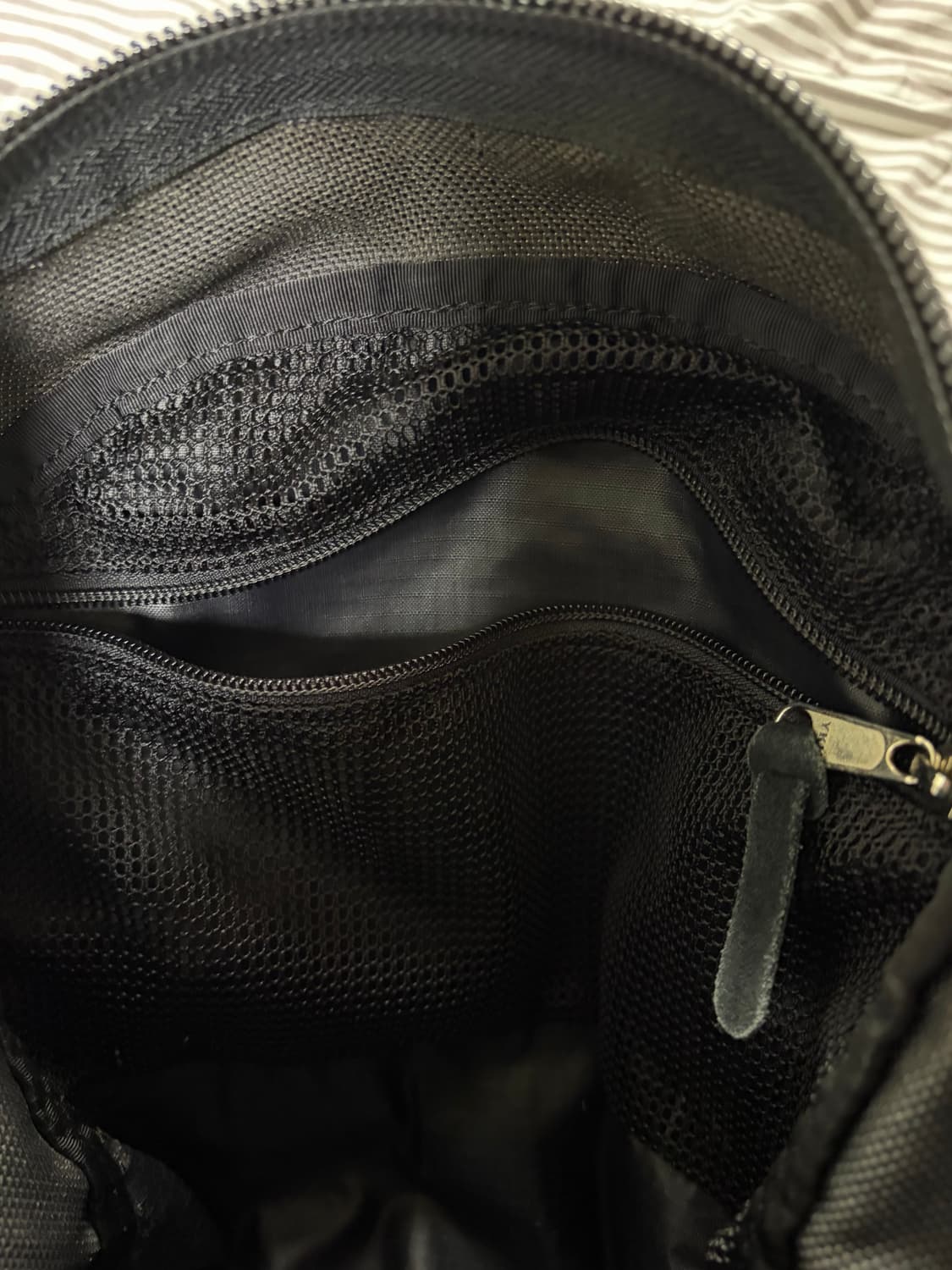 그레고리 데이앤하프 백팩 가방 블랙 상품이미지4