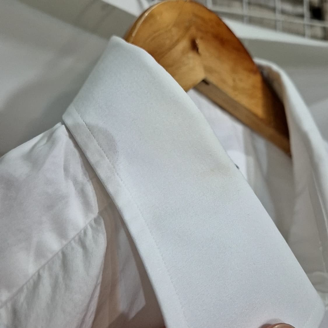 톰포드 화이트 셔츠 상품이미지5