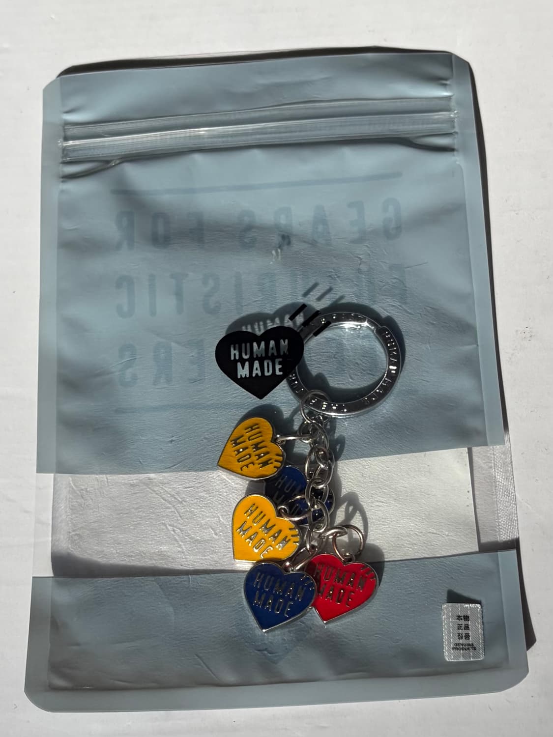 휴먼 메이드 하트 키참 네이비 옐로우 레드 상품이미지1