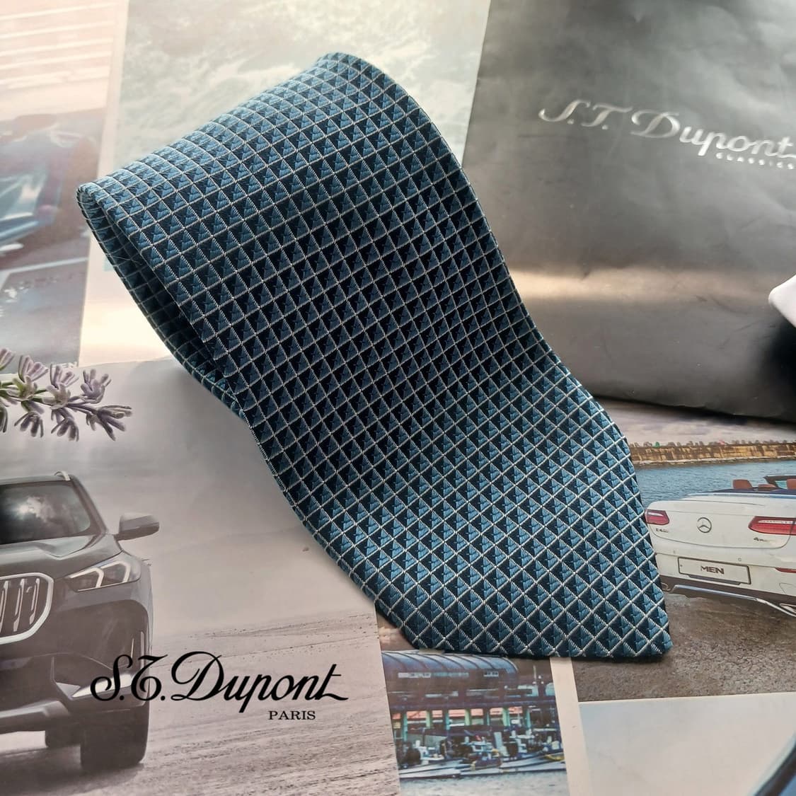 듀퐁 실크 블루 다이아 패턴 넥타이 8.6cm A+등급 A18675
 상품이미지1