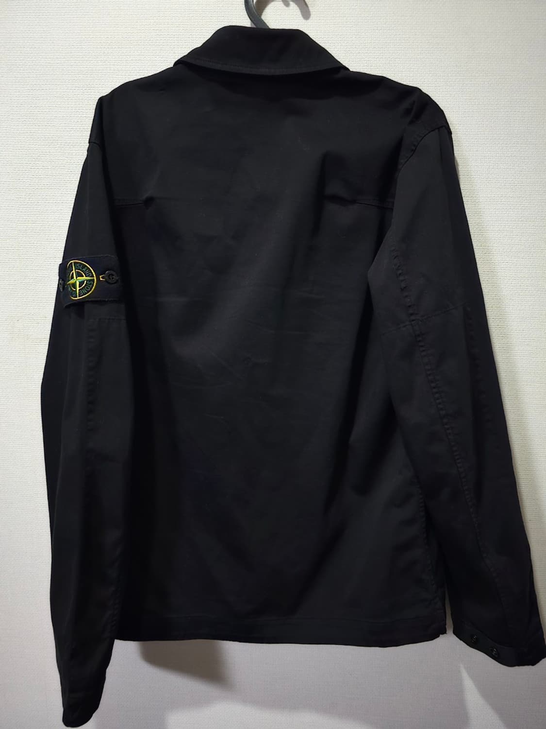 정품 스톤아일랜드 25SS 오버셔츠 자켓 90 / S 상품이미지4