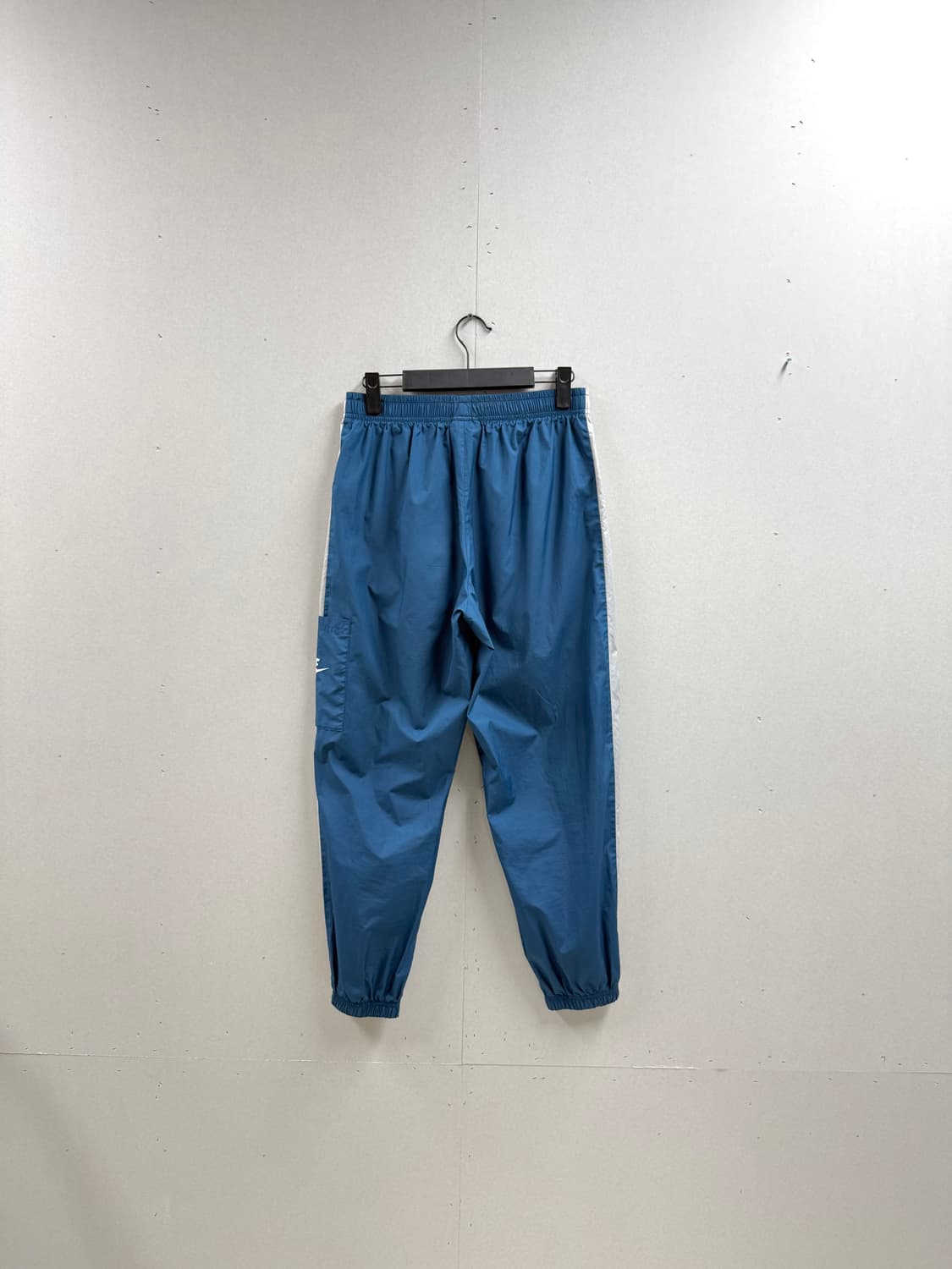 여성 M 70 / 나이키 트레이닝 우븐 조거팬츠 상품이미지5