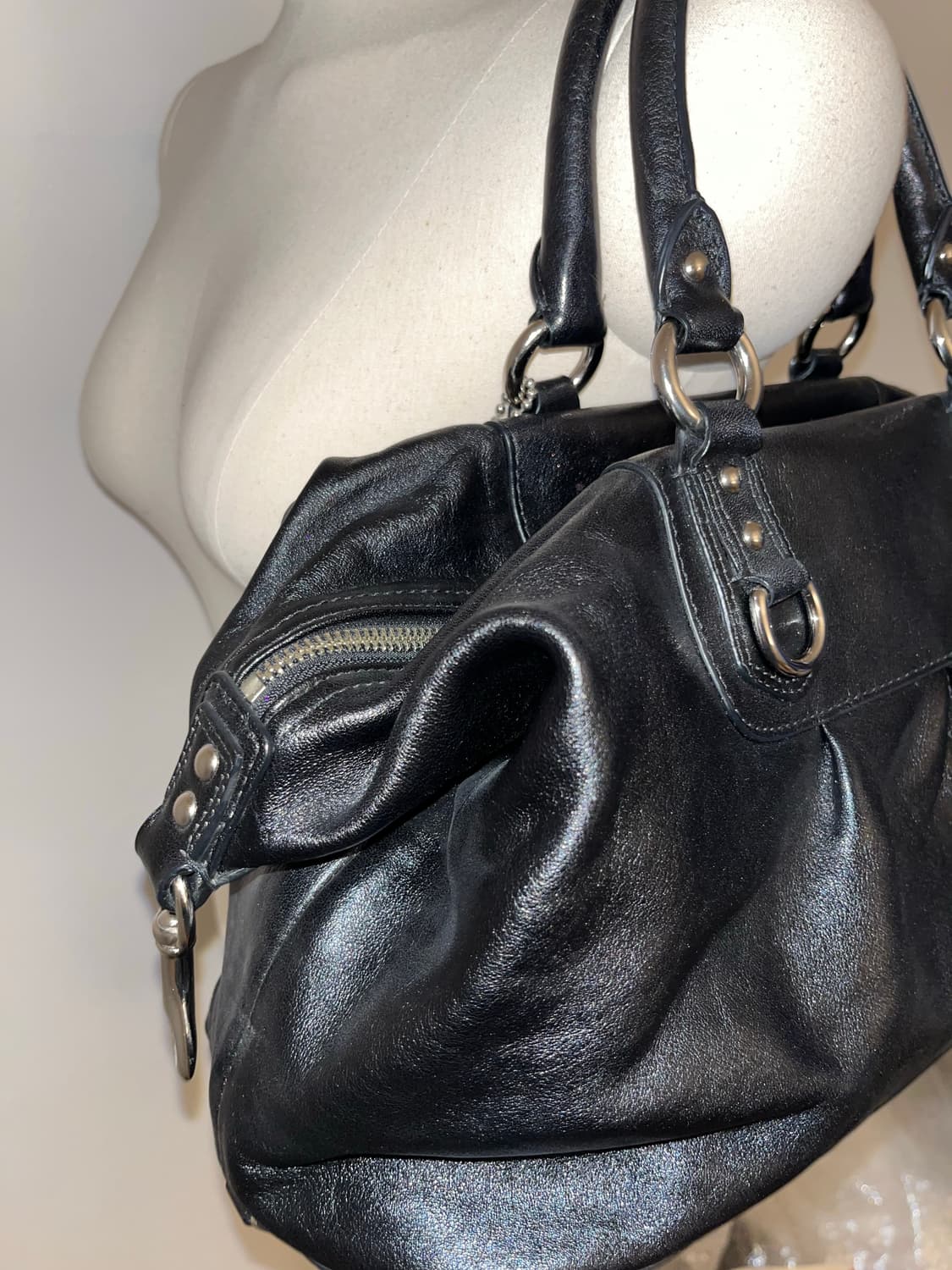 Coach Basic Design Black Shoulder Bag 상품이미지7