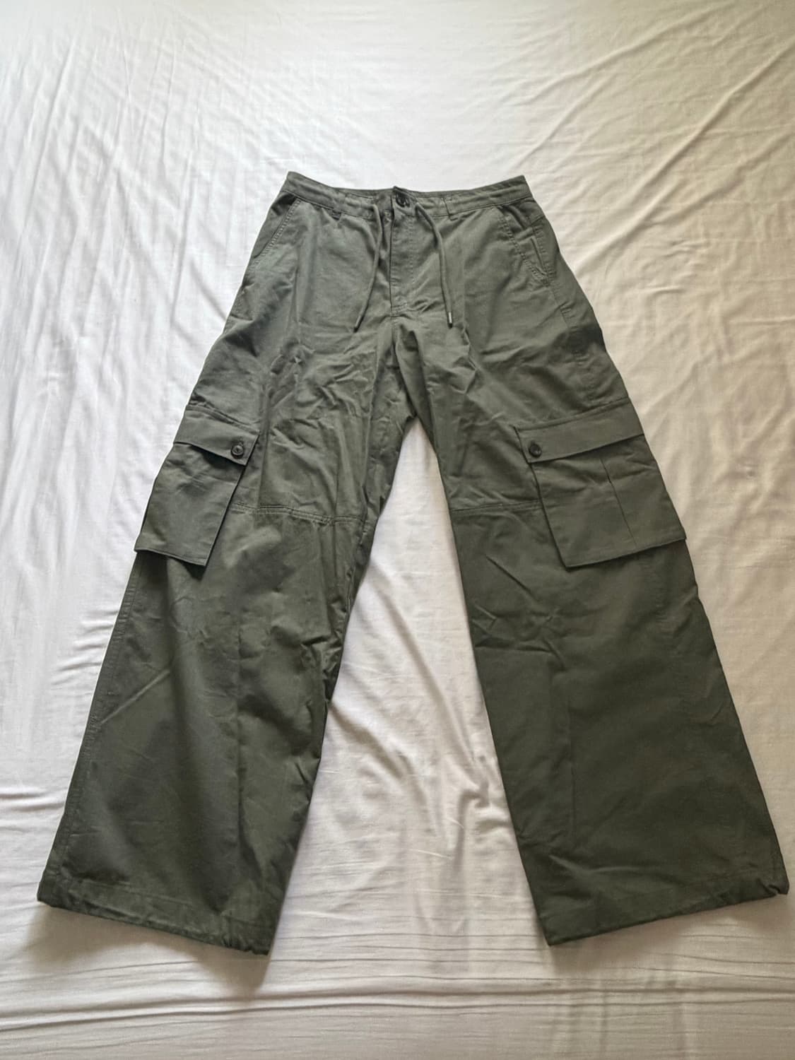 에잇세컨즈 카고팬츠 상품이미지1