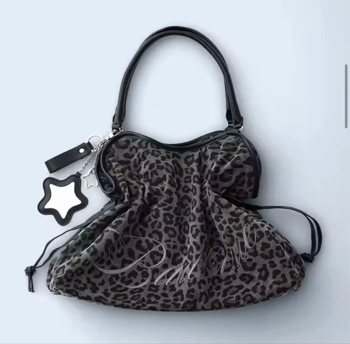 새상품 배드블루 레오파드 딤섬백 badblue 상품이미지1