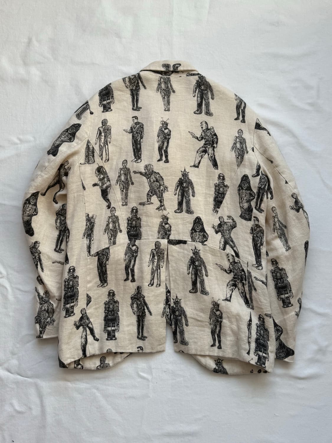 LCBX 괴인괴수 자켓 상품이미지2