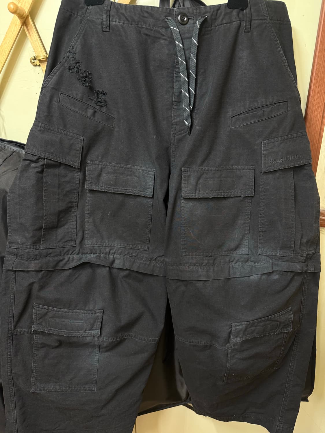 [XXS] 발렌시아가 라지 카고 팬츠 블랙 상품이미지3