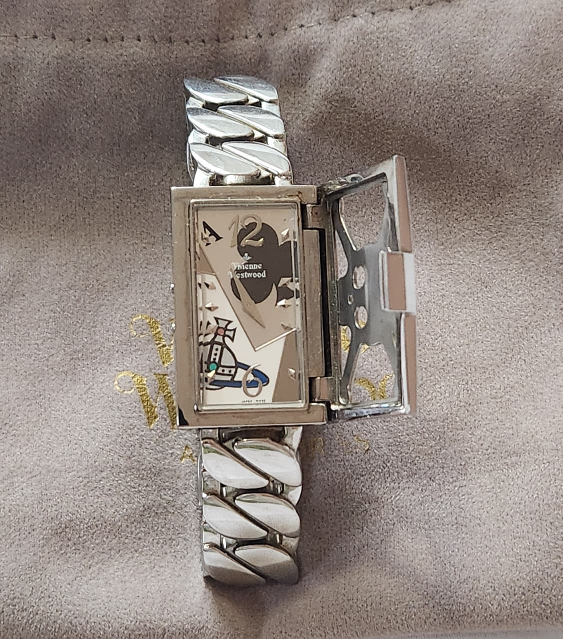 비비안웨스트우드 스컬 트럼프 팔찌 시계 상품이미지2