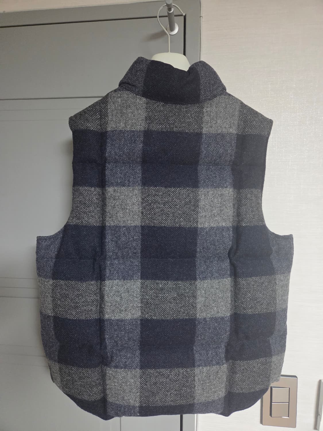 이스트로그 울체크 다운 베스트 상품이미지2