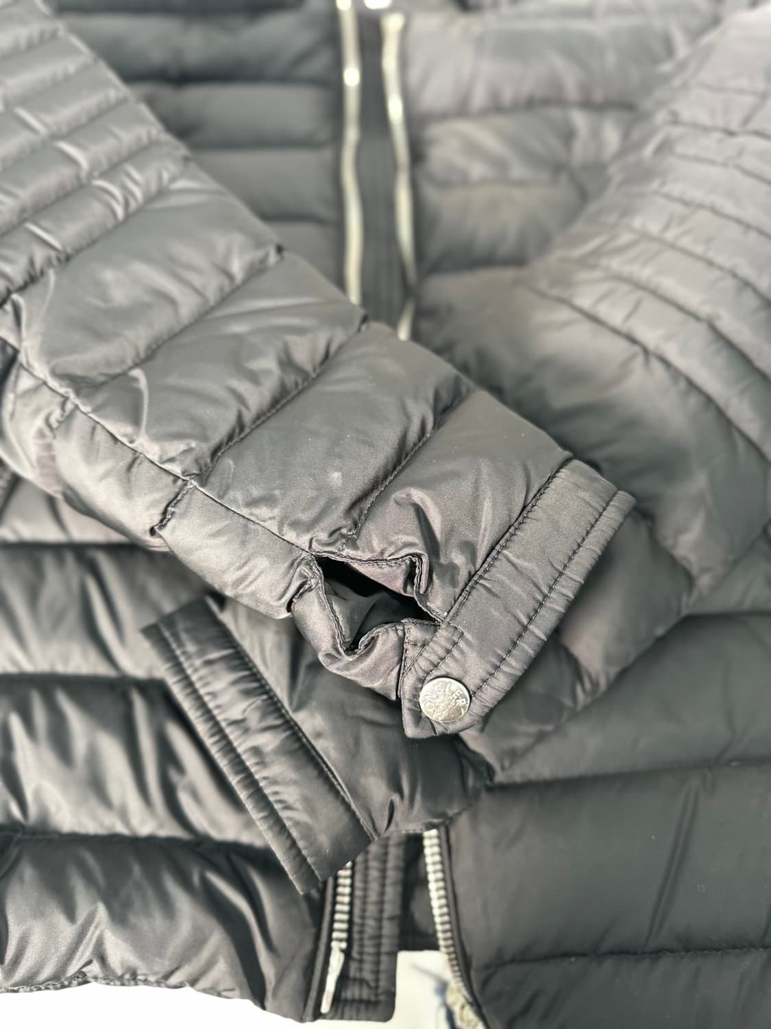 몽클레어 아미오 패딩자켓 3사이즈 상품이미지5