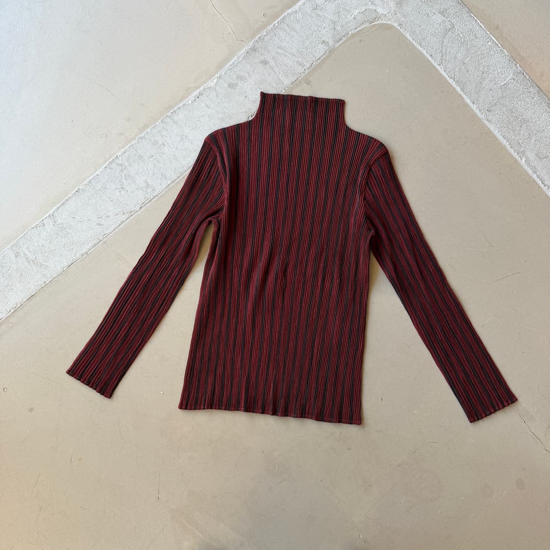 이세이 미야케 스트라이프 플리츠 탑 상품이미지2