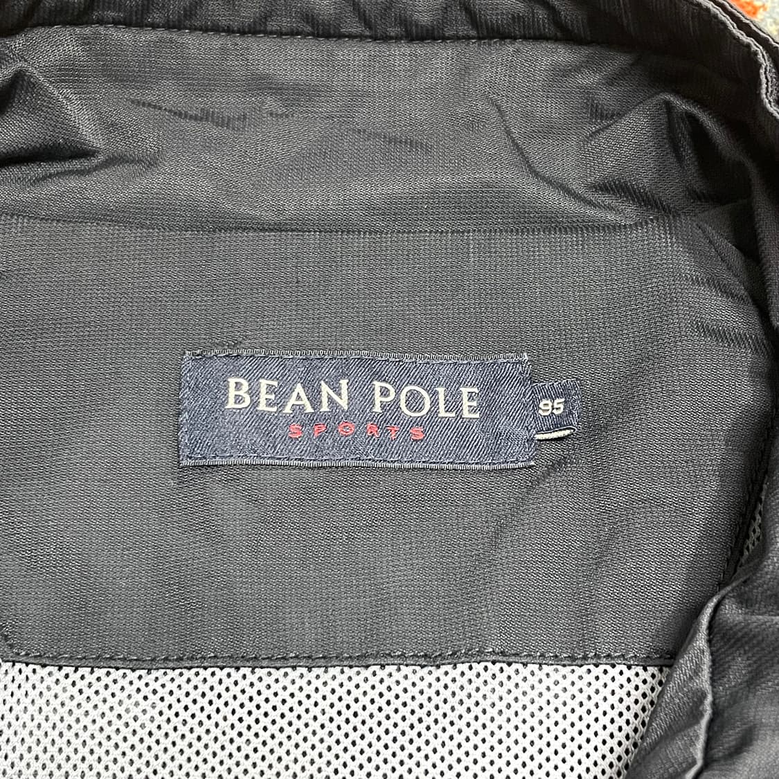 빈폴스포츠 블랙 바람막이 점퍼 남성95 상품이미지4