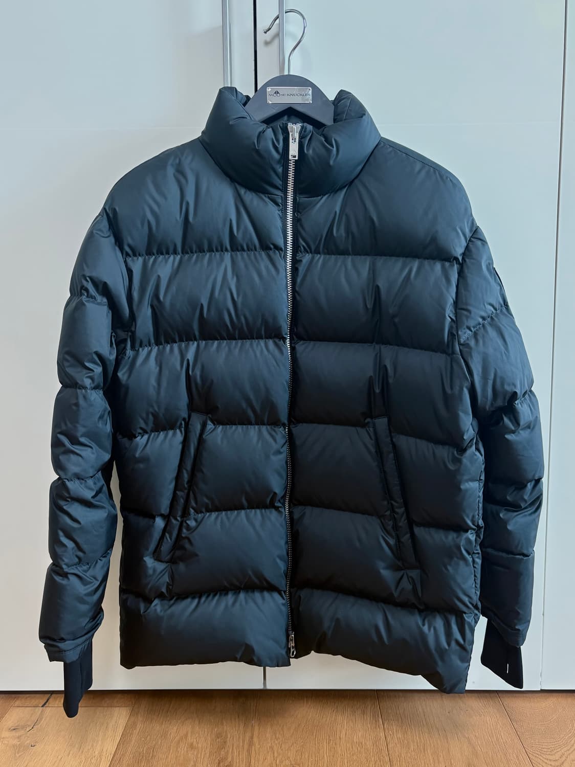 무스너클 패딩 상품이미지1