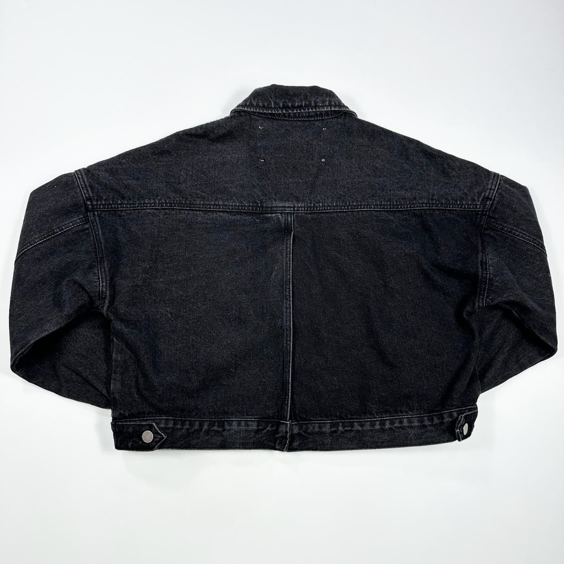 앤더슨벨 여성 크롭 오버핏 흑청 데님자켓 여성M 상품이미지3