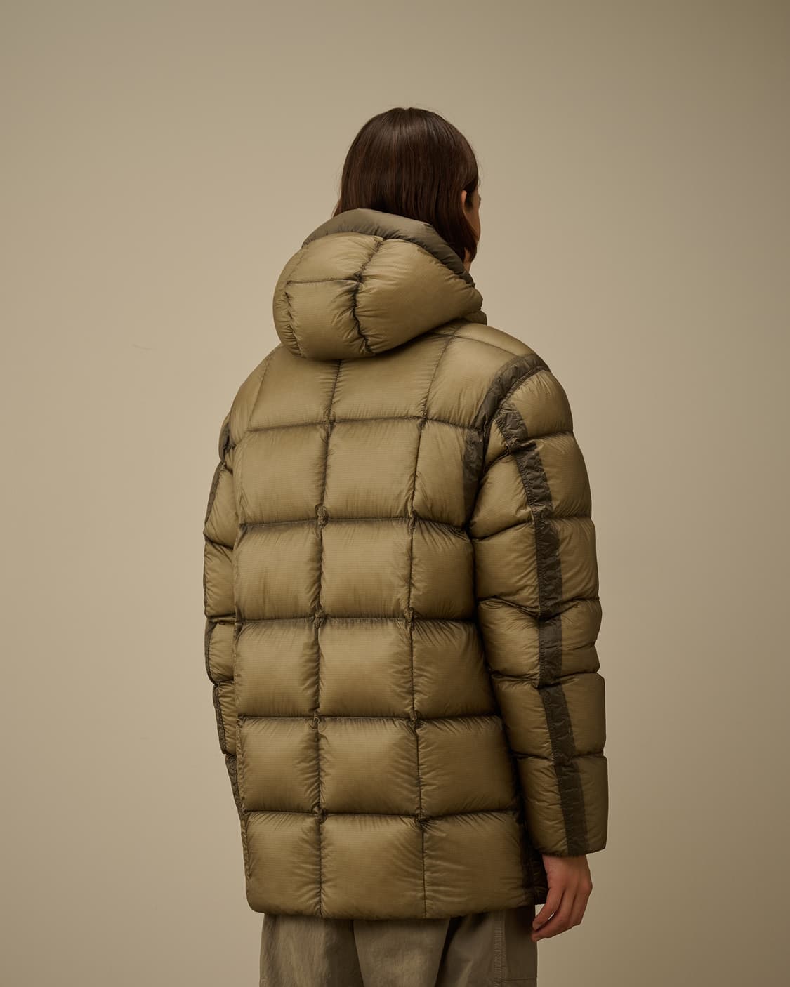 CP컴퍼니 DD쉘 롱패딩 S 새상품 판매 상품이미지7