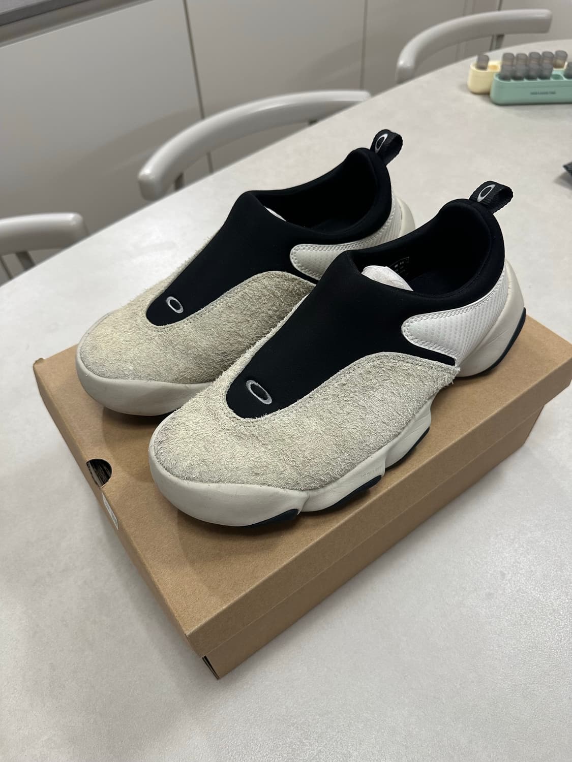 오클리 브레인 데드 플래시 밀크 블랙 275 상품이미지1