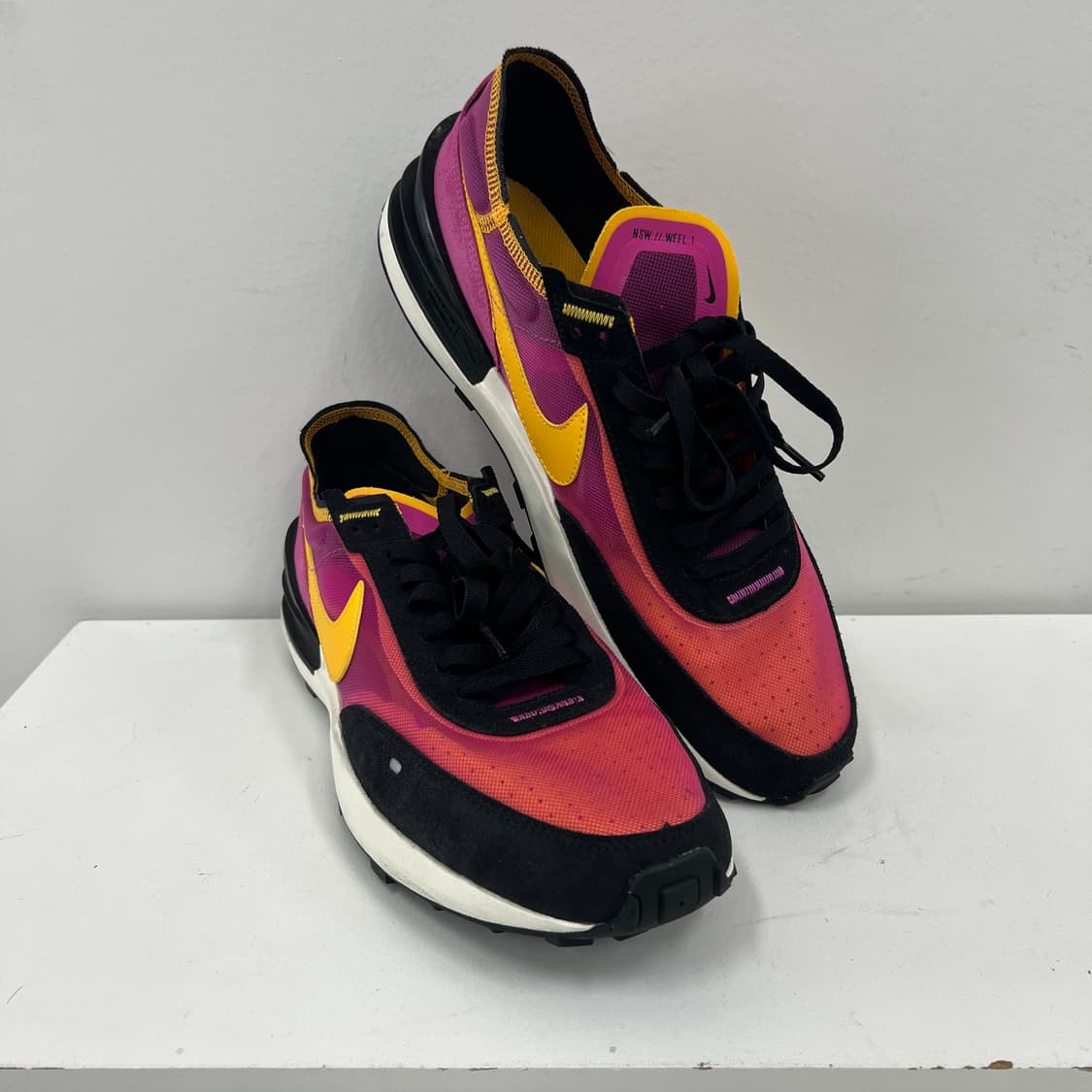 나이키 와플 원 액티브 푸시아 295 상품이미지1