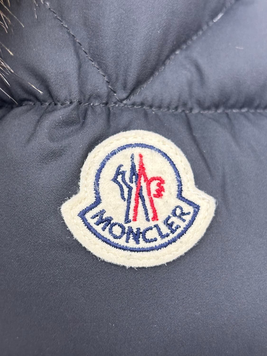 (25FW,새상품급)몽클레어 클루니 롱 다운 자켓 패딩 상품이미지3