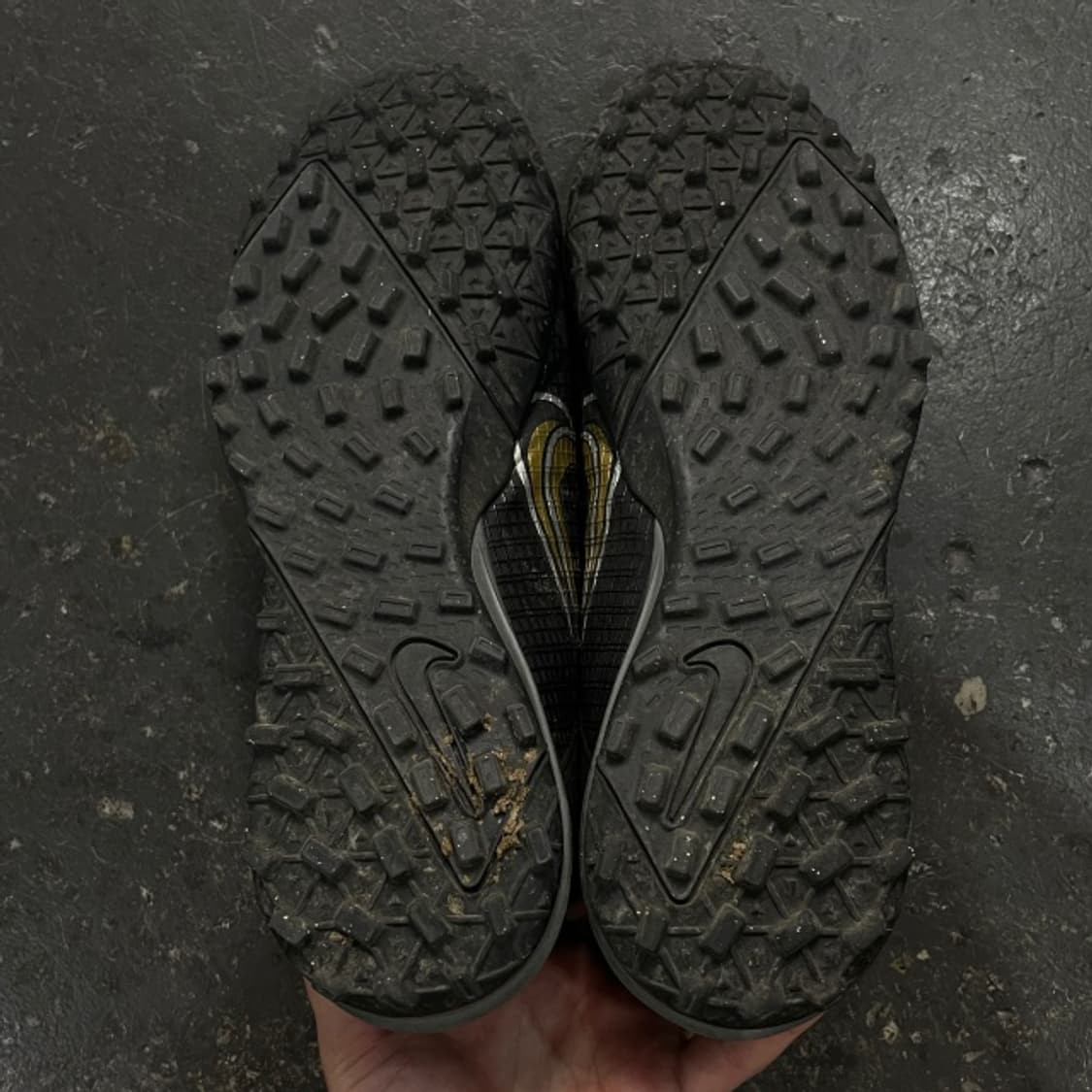 270 나이키 슈퍼플라이 8 풋살화 상품이미지5