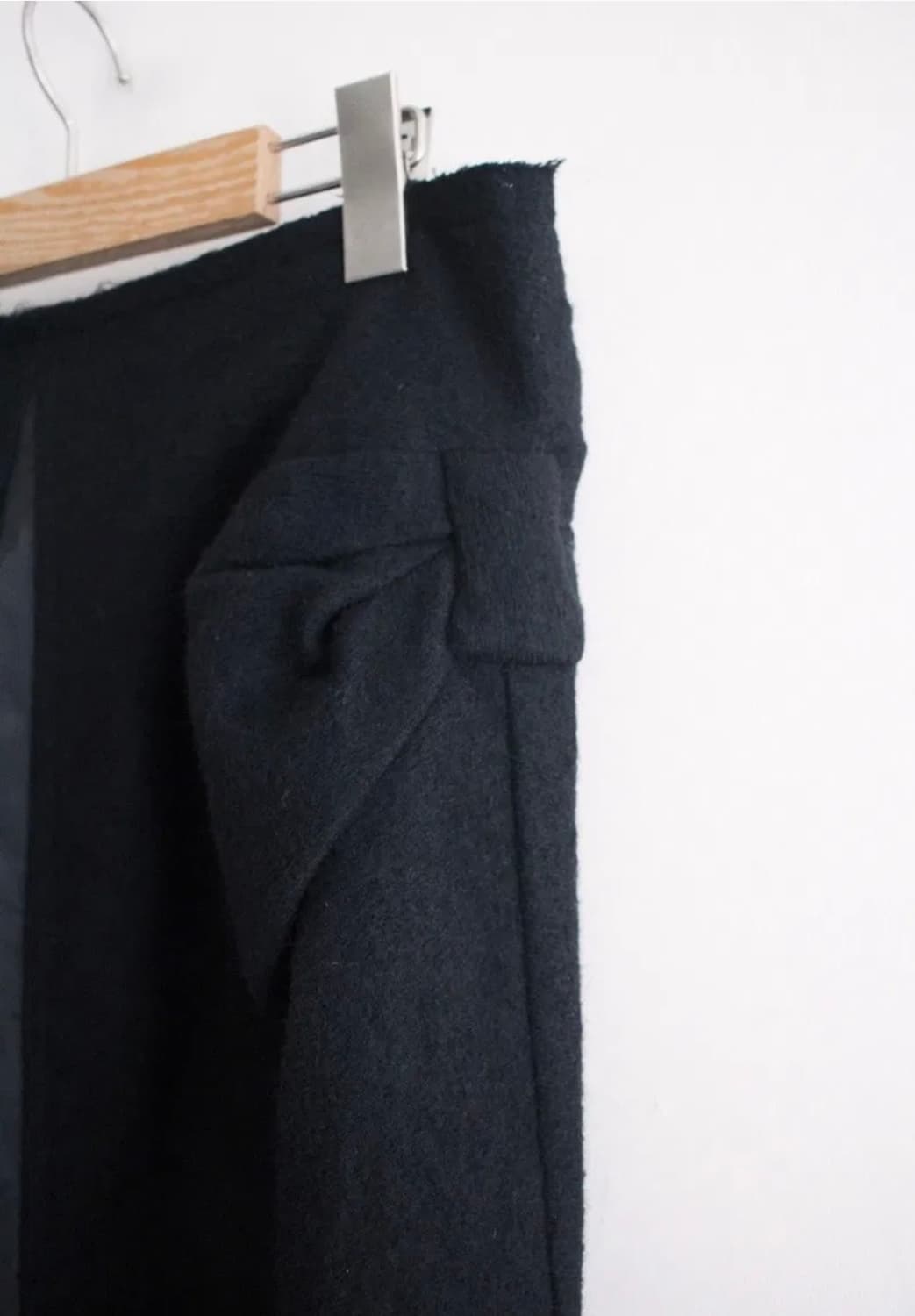 꼼데가르송 준야와타나베 2003AD 리본 컷아웃 울 스커트 상품이미지4