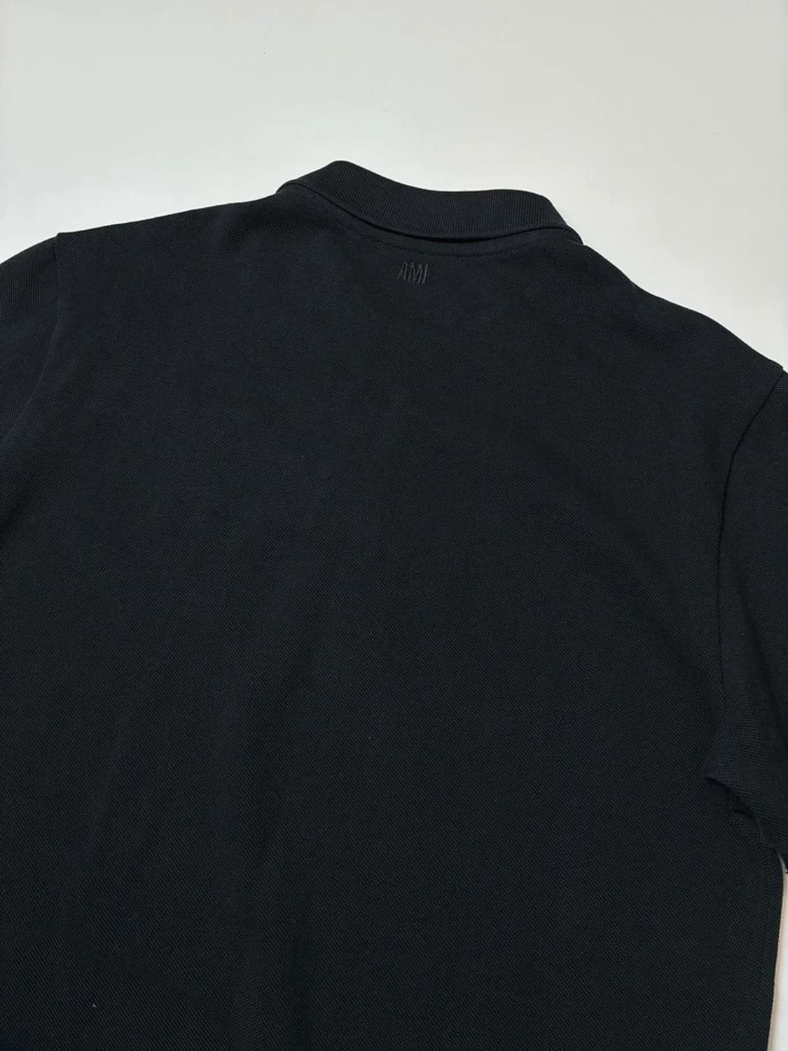 아미 AMI 스몰 하트 로고 폴로 반팔 티셔츠 PN9598 상품이미지5