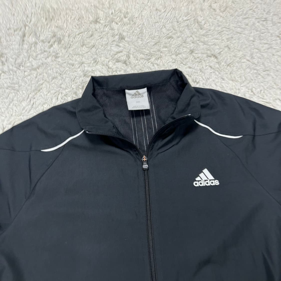 Adidas black windbreaker 상품이미지6