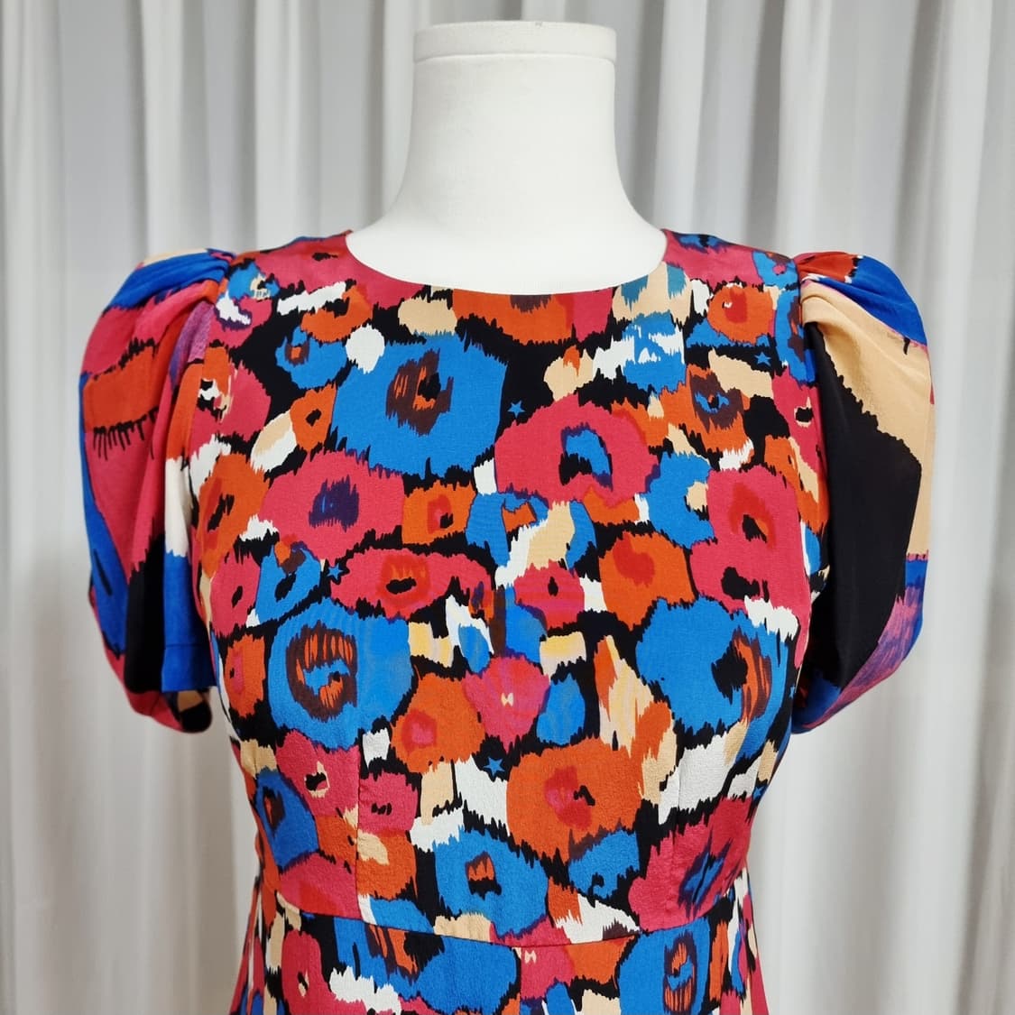 씨바이끌로에 원피스 실크100 (44-날씬55) 상태최상 상품이미지5