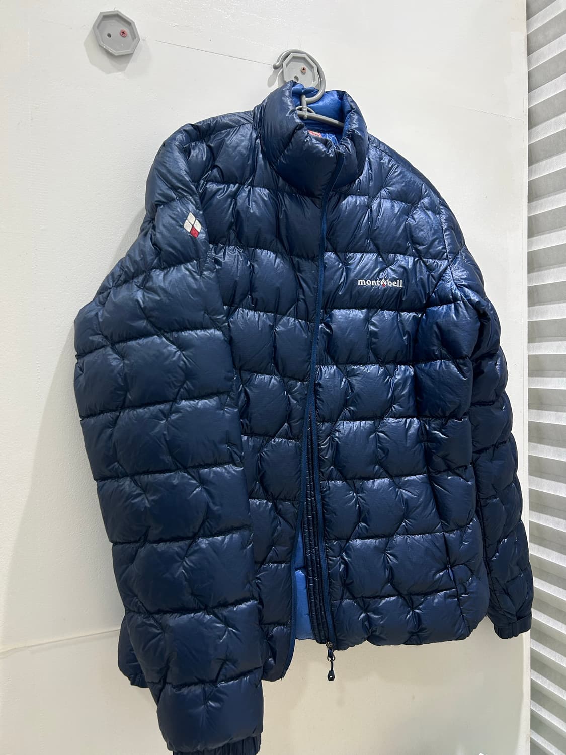 몽벨경량패딩 100size 상품이미지2