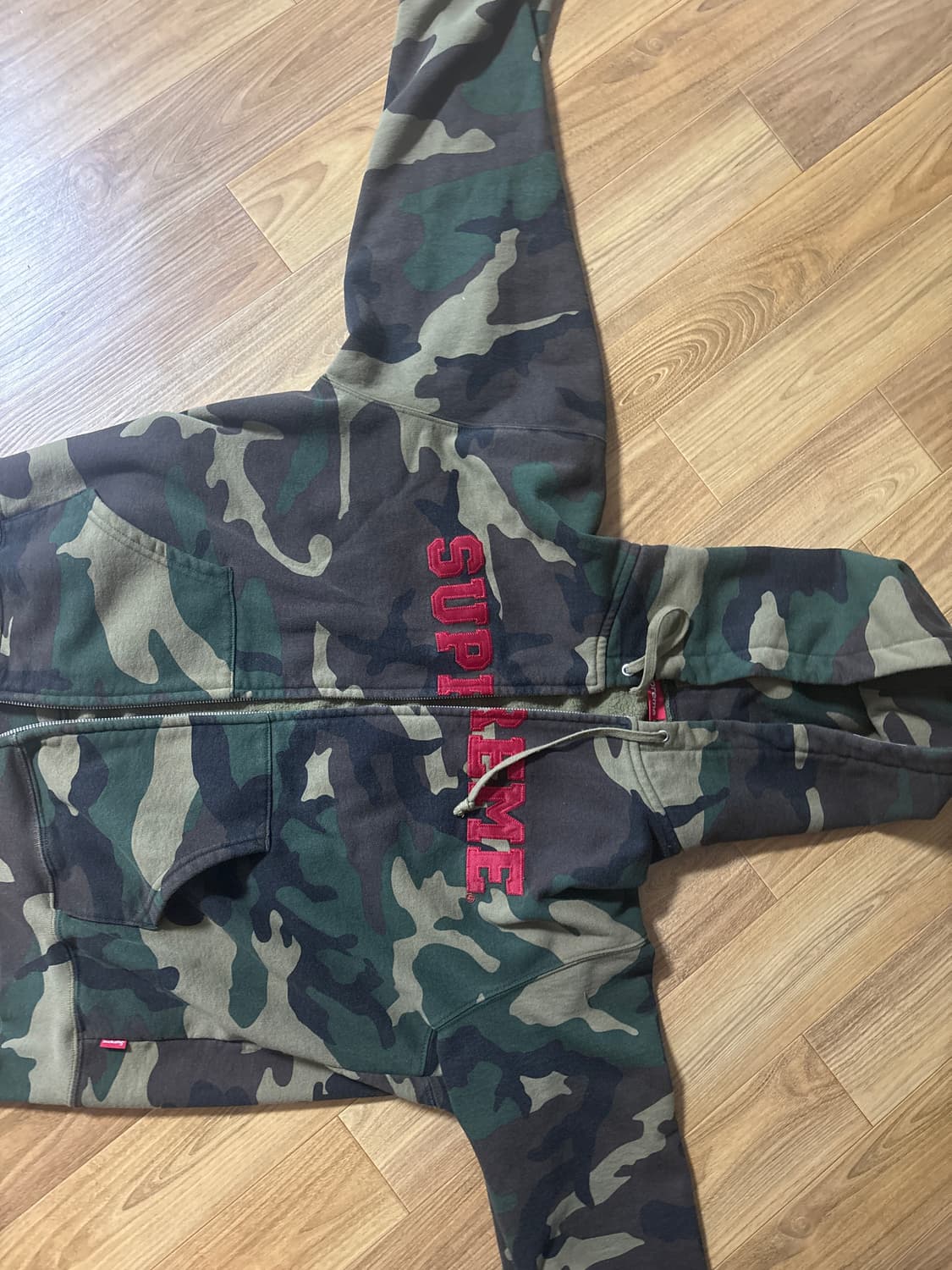 3번 입은 크림구매 슈프림 후드집업 상품이미지1