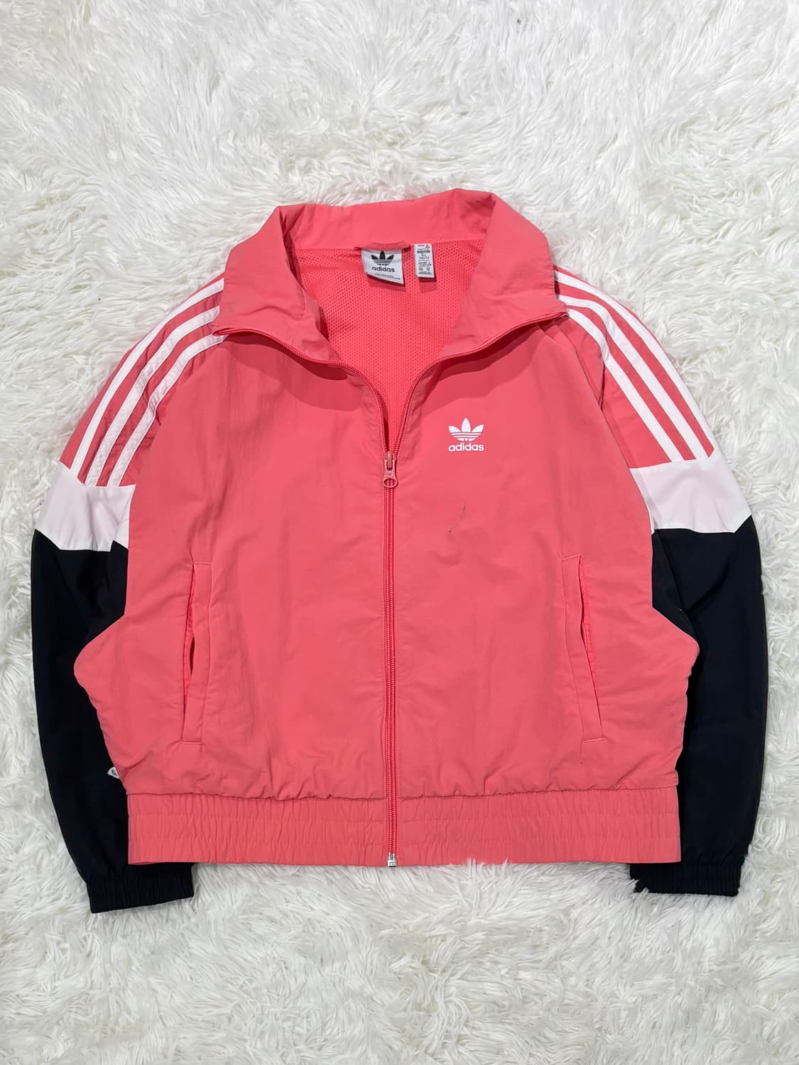 아디다스 삼선 빅로고 바람막이 상품이미지5