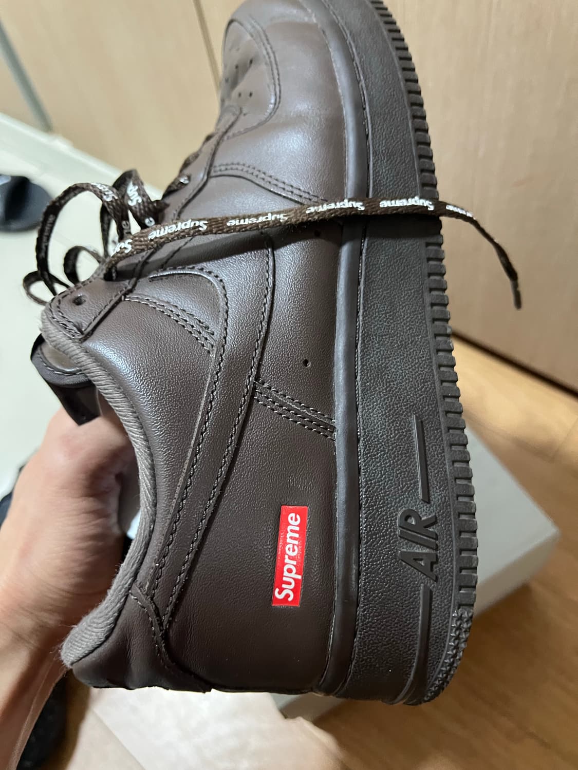 나이키 x 슈프림 에어포스 1 로우 바로크 브라운 255사이즈 팝니다 상품이미지6