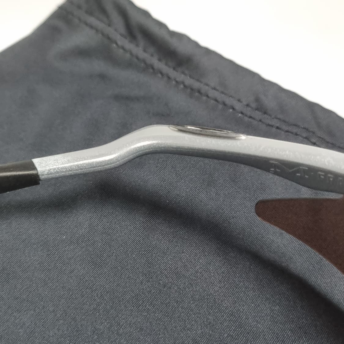 오클리 PRO 엠프레임 폴리쉬드 알루미늄 Vr28 상품이미지9