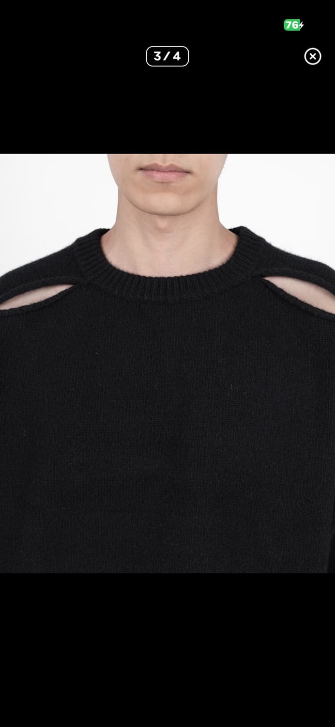 [1] 월스와일무브먼트 숄더 슬릿 니트 블랙 상품이미지3