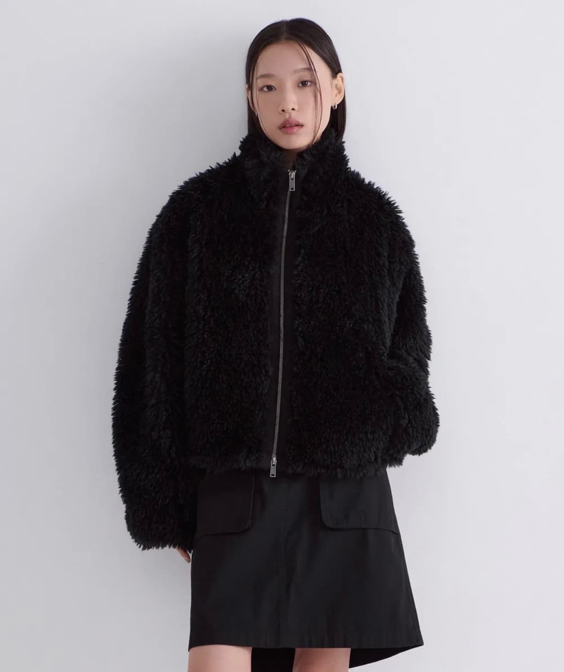 무신사 스탠다드 우먼즈 신세틱 플러피 퍼 집업 재킷 블랙 m 상품이미지1