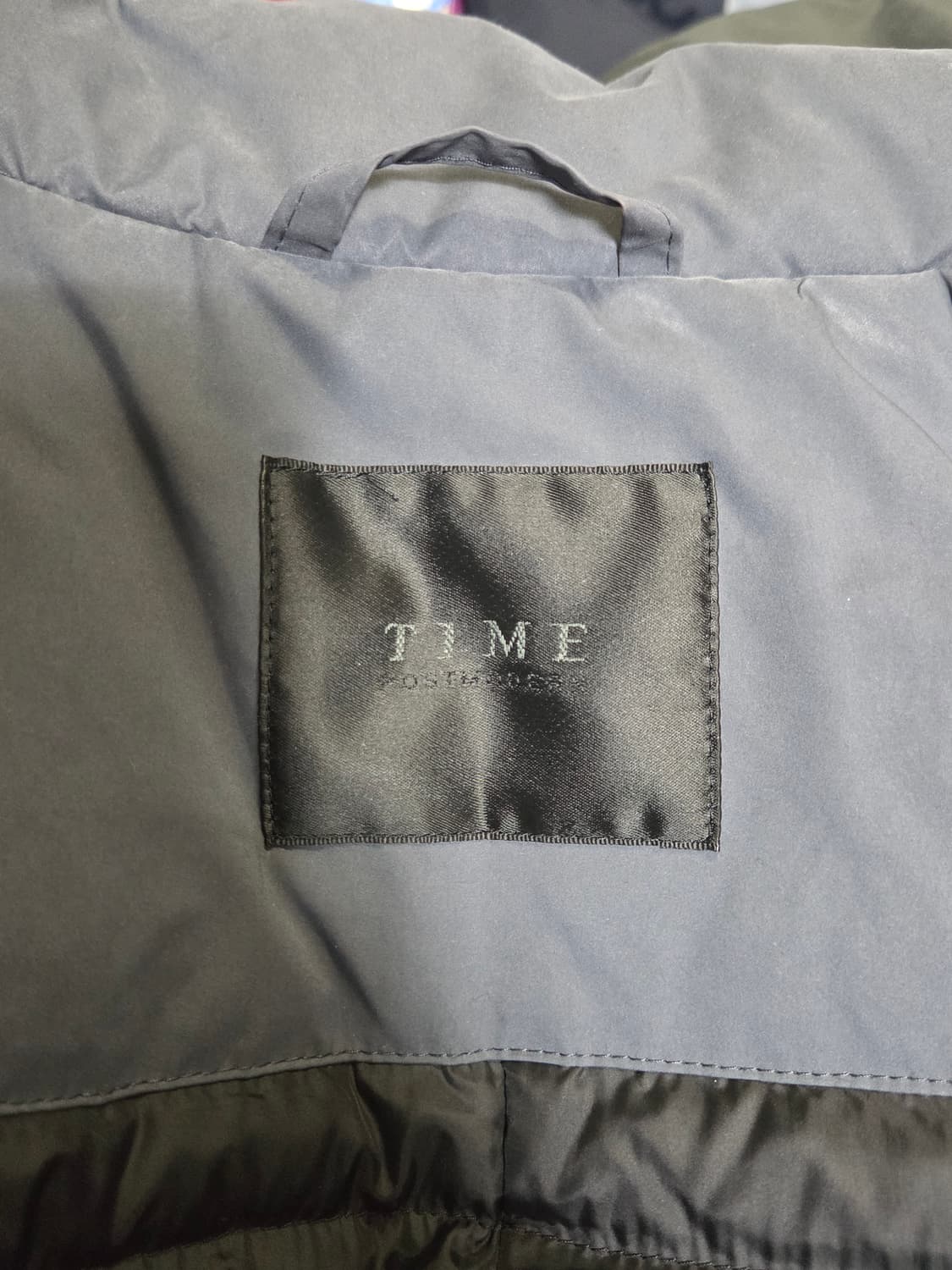 (정품) [타임] 구스다운 하프롱패딩 코트 판매합니다. 상품이미지3