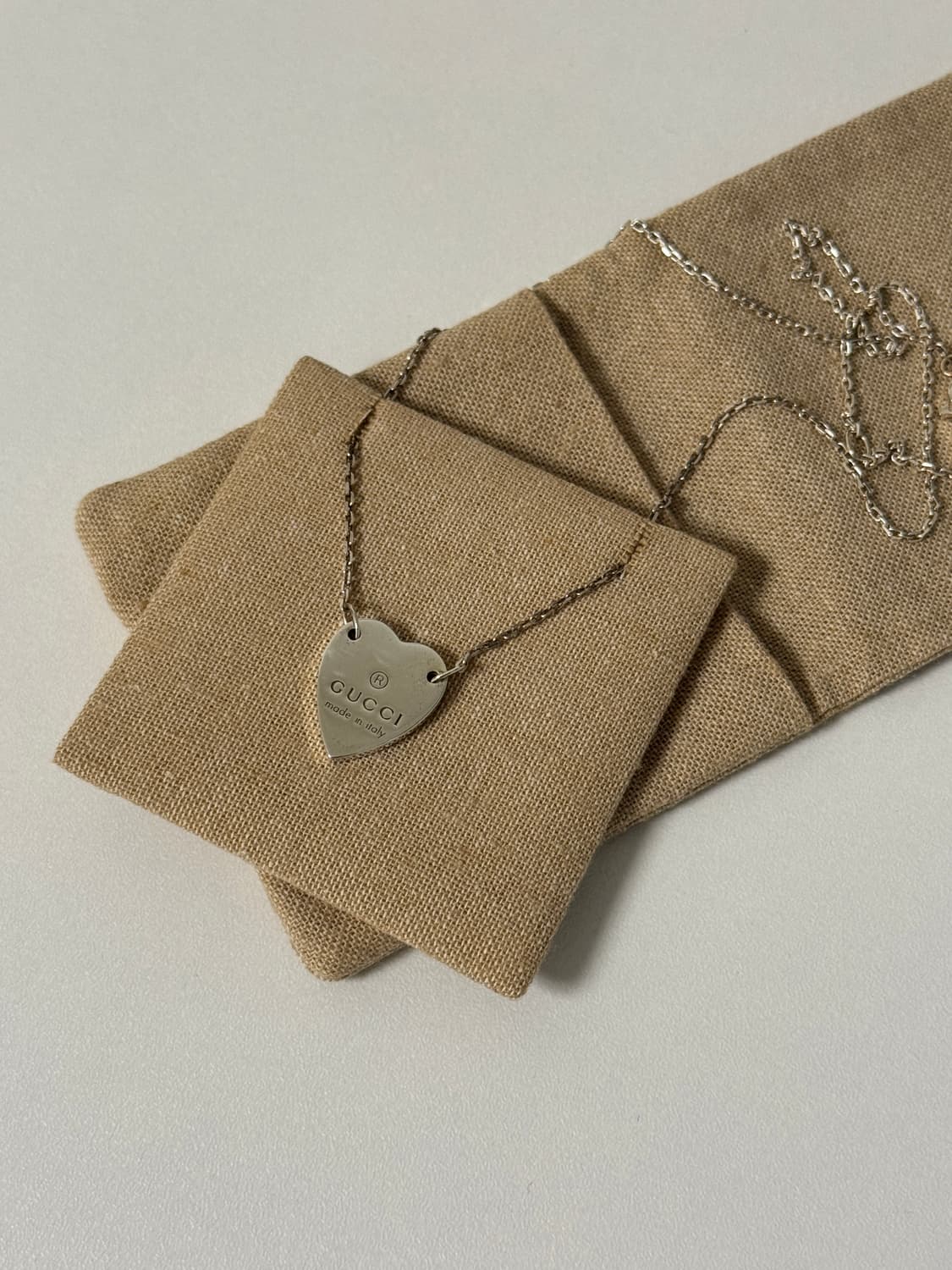 구찌 하트 펜던트 목걸이 상품이미지1