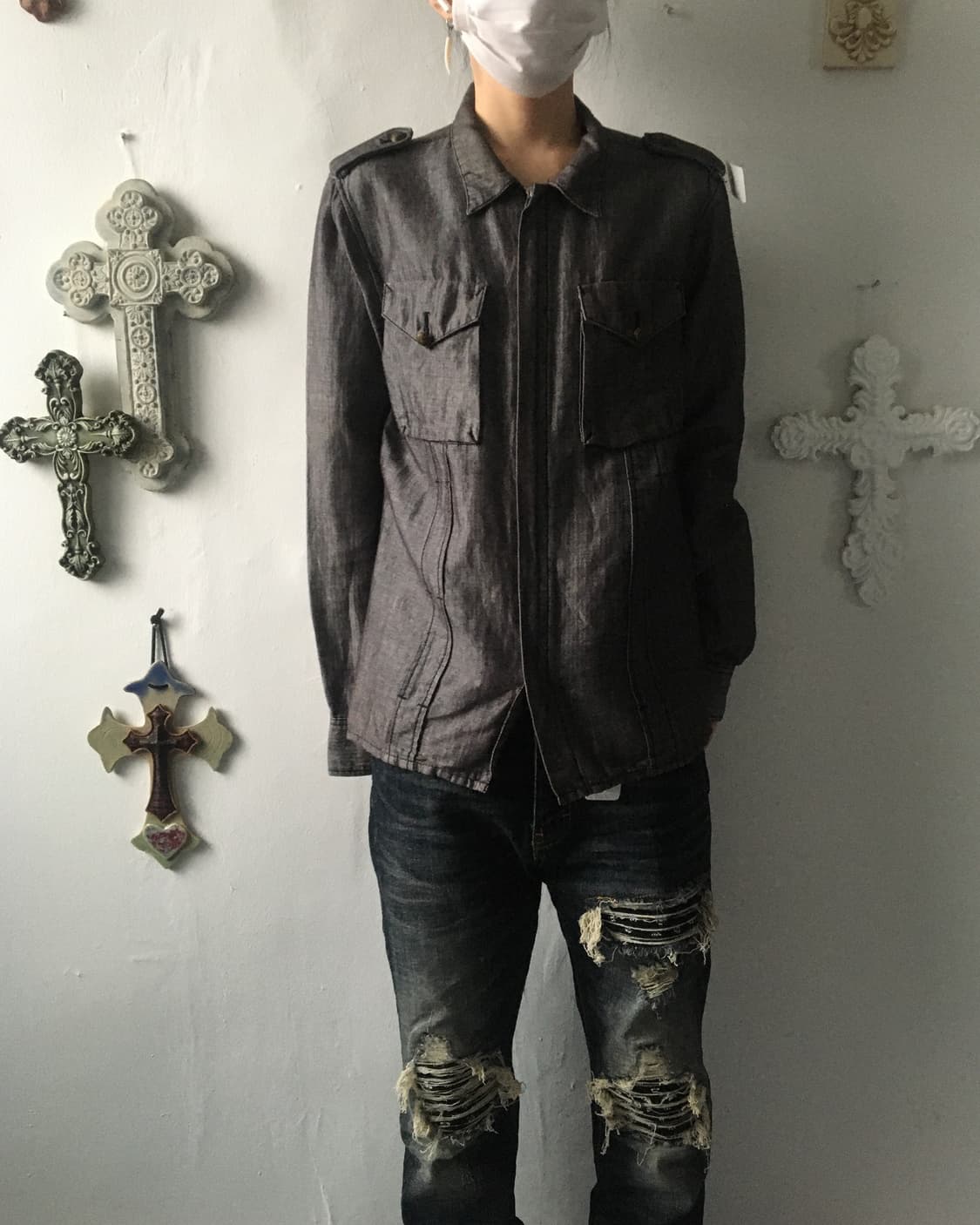 Back needle work point shirt 상품이미지5