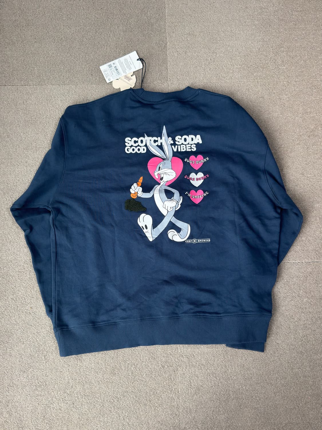 스카치앤소다 x 루니툰즈 벅스바니 콜라보 맨투맨 스웻 상품이미지5
