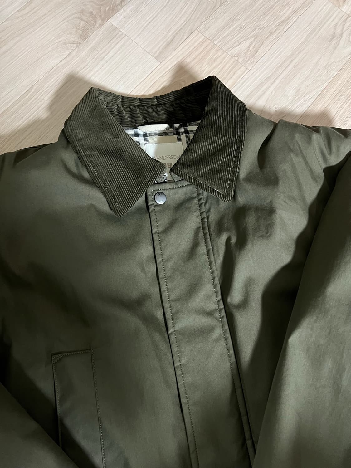 급처)유니클로 jw앤더슨 콜라보 퍼프테크 유틸리티 재킷 올리브 XL 상품이미지2