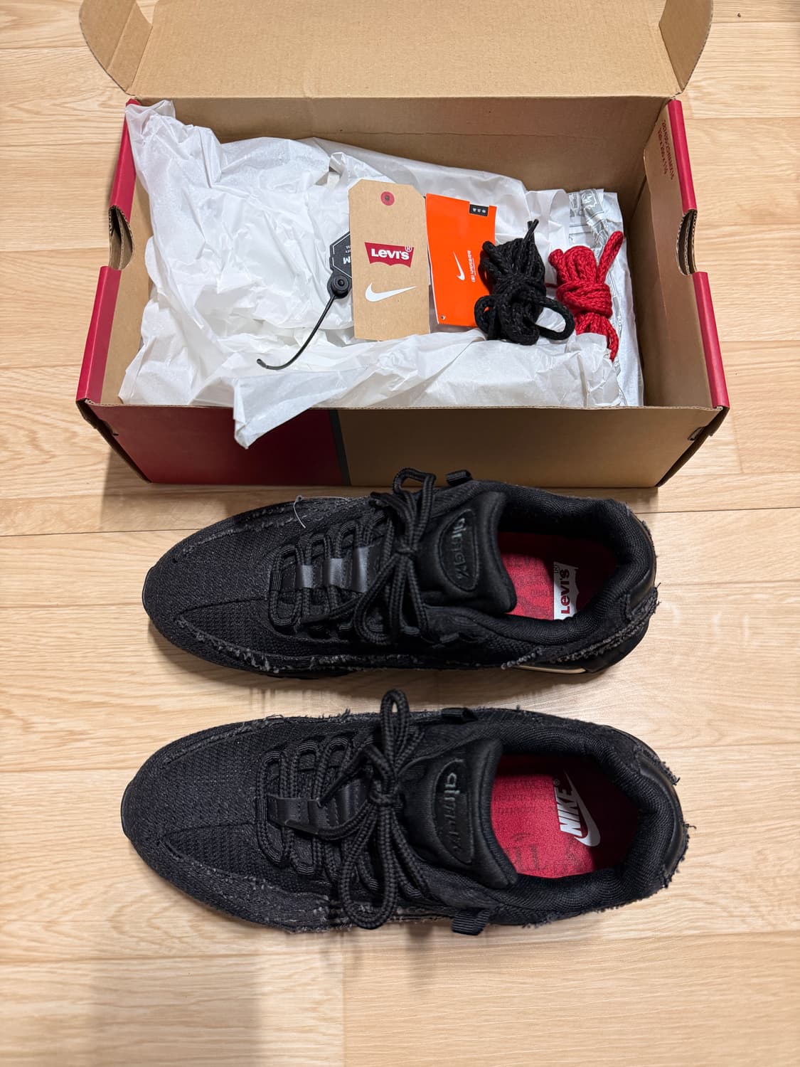 나이키 x 리바이스 에어맥스 95 상품이미지3