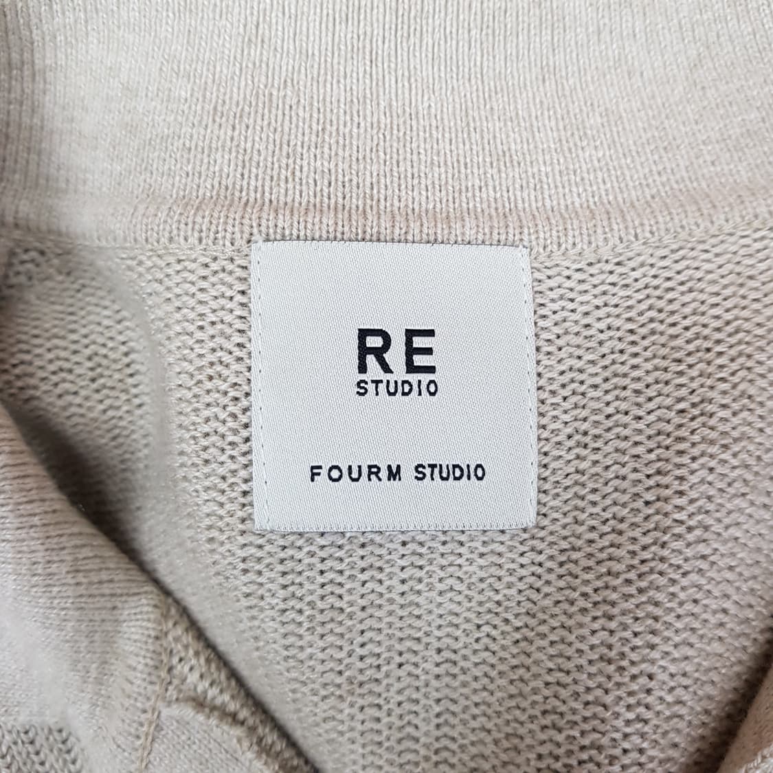 한섬 폼스튜디오 2022 카라넥  반팔 니트 F사이즈 상품이미지5