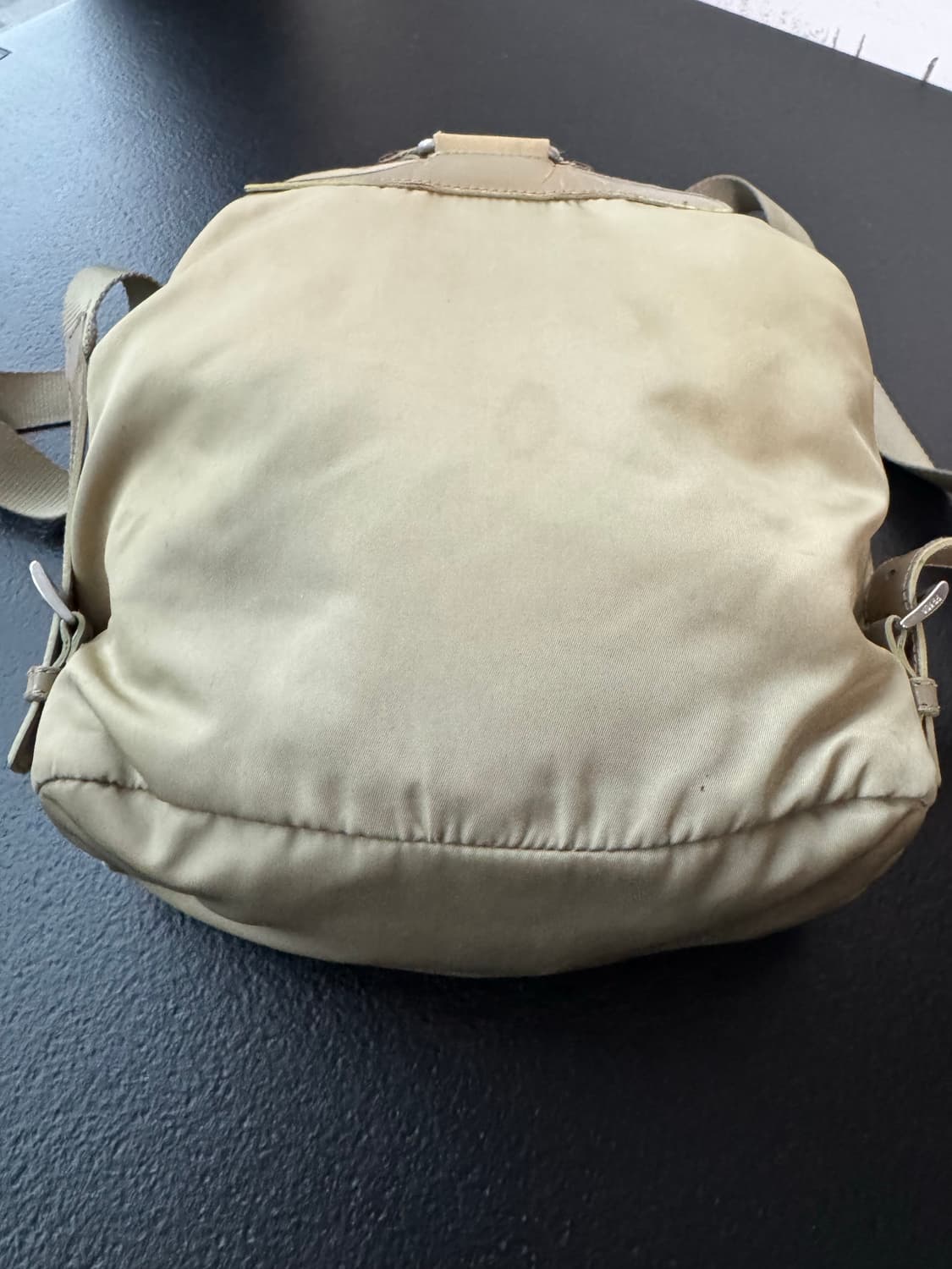 프라다 리나일론 백팩 포코노 투포켓 상품이미지4