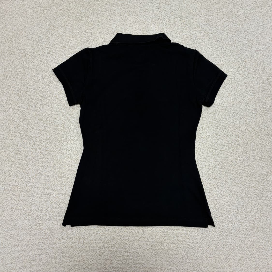 버버리 블랙 반팔 카라티 슬림핏 상품이미지4