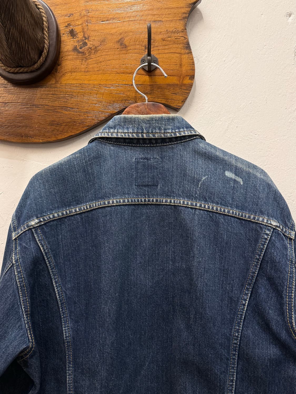 L) Lee RIDERS Denim Trucker Jacket  상품이미지5