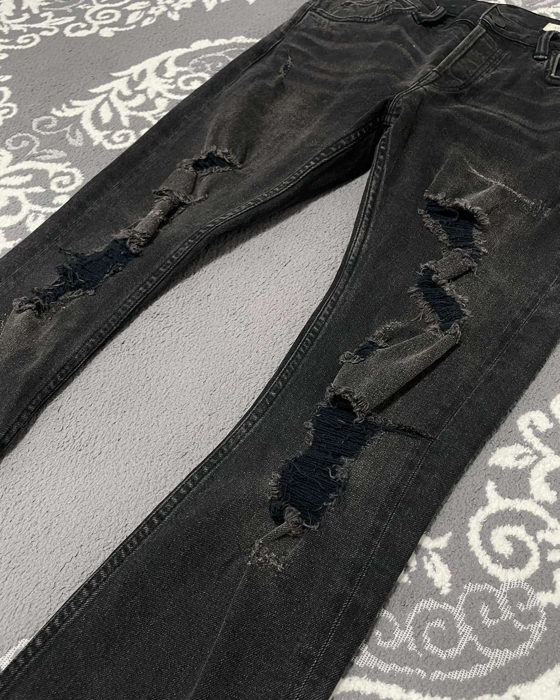AllSaints Distressed Black Denim Pants 상품이미지2