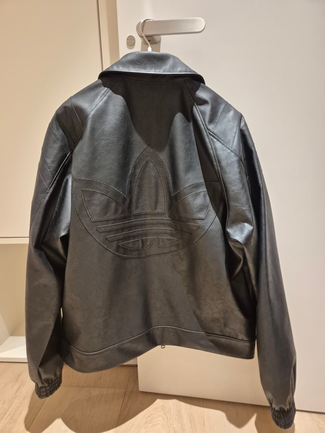 아디다스 블랙 가죽 자켓 M 상품이미지2