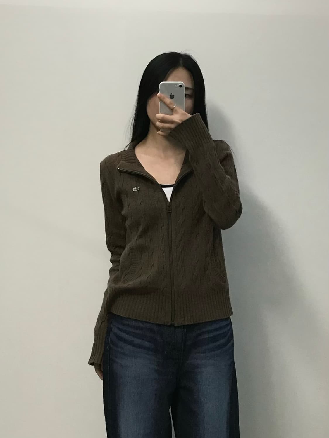 라코스테 자수로고 브라운 꽈배기 니트집업 가디건 상품이미지1