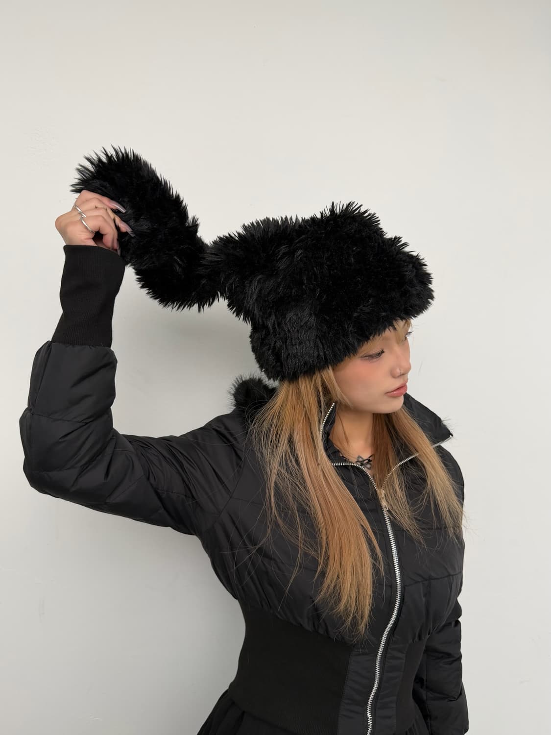 블랙 퍼 토끼 모자  상품이미지2