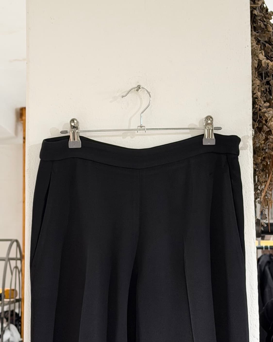 미우미우 블랙 와이드 커프스 팬츠 상품이미지2